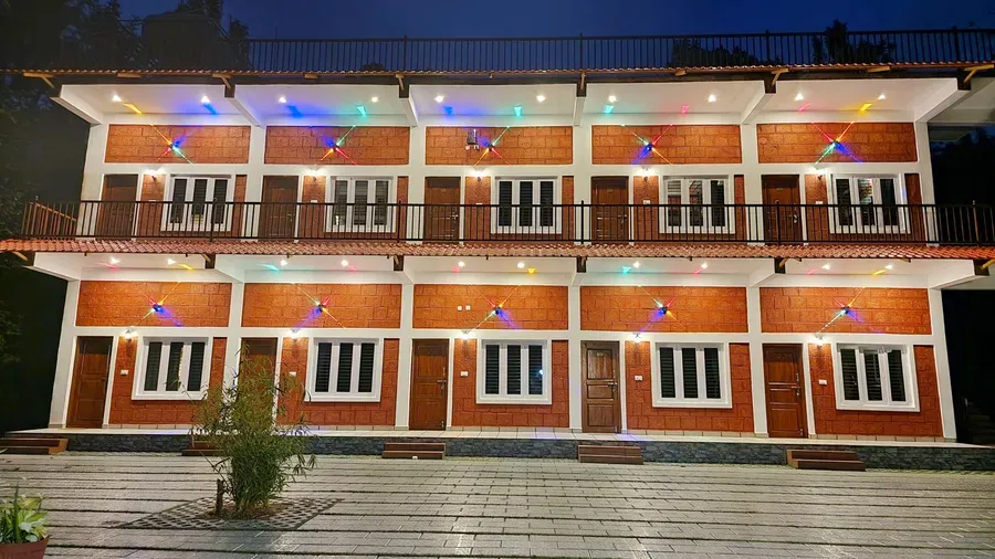 Stoneage_Retreat_(New_Image)